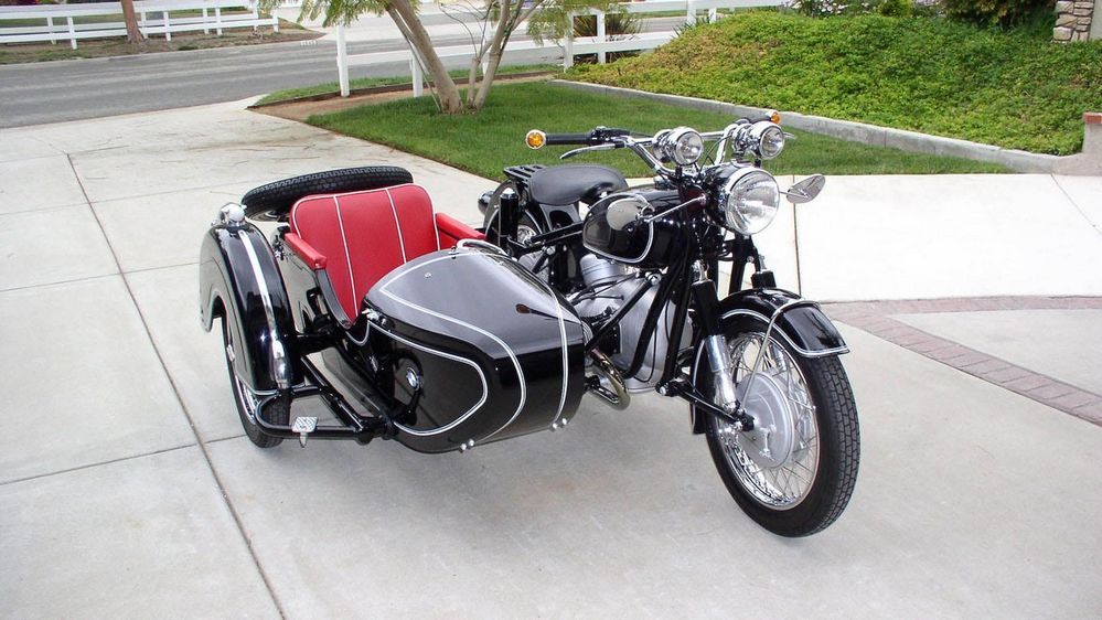 BMW R60 Sidecar รถมอเตอร์ไซค์พ่วงข้างยุค 60 สุดคลาสสิคจากเยอรมัน