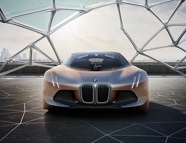 BMW ยืนยันรถขับขี่อัตโนมัติจะต้องมีพวงมาลัยและแป้นคันเร่ง-เบรก