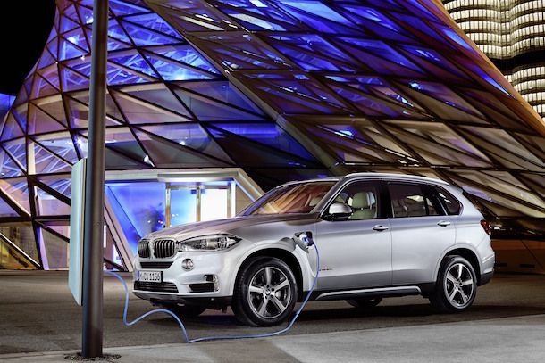 BMW เตรียมเดินหน้าประกอบรถยนต์ปลั๊ก-อิน ไฮบริดในประเทศไทย