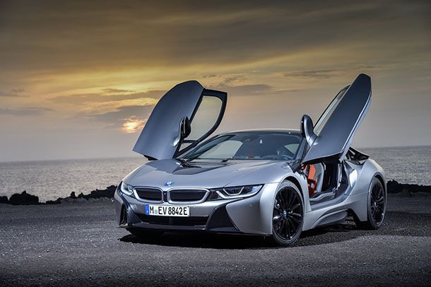 BMW เตรียมเปิดตัว X2 และ i8 Coupe ครั้งแรกในโลกต้นเดือนมกราคม