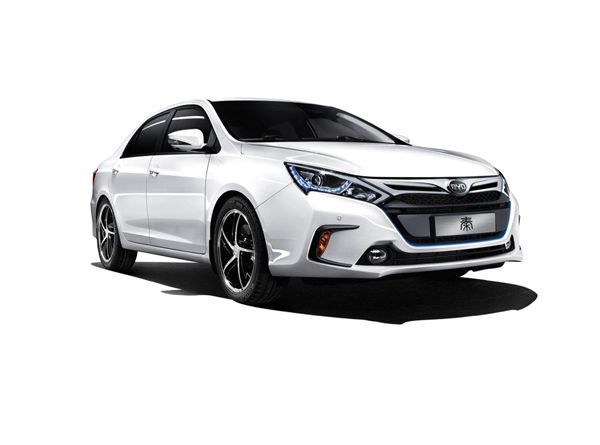 BYD Qin รถไฮบริดสัญชาติจีนเฉียด 300 แรงม้า ทรงพลังและประหยัดเชื้อเพลิง