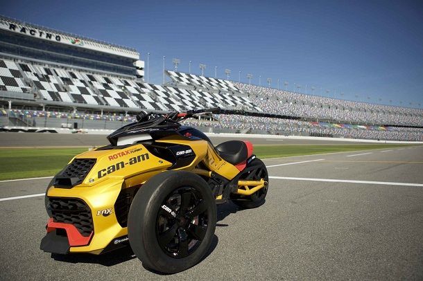 คอนเซปต์ Can-Am Spyder F3 Turbocharged สามล้อติดเทอร์โบแรงทะลุ 150 แรงม้า