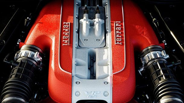 ซีอีโอ Ferrari ชี้ขุมพลังวี12 พ่วงเทอร์โบเป็นเรื่อง “บ้าคลั่ง” เกินไป