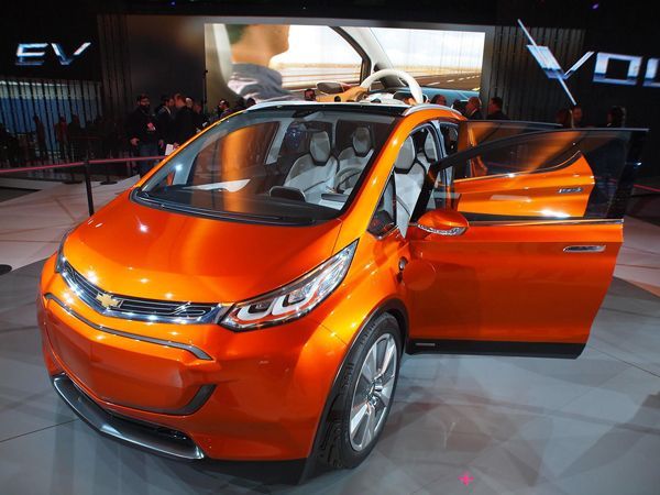 Chevrolet ประกาศยังคงใช้ชื่อ “Bolt” ออกจำหน่ายจริง