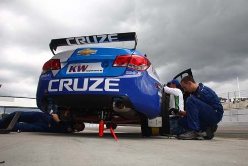 Chevrolet Cruze in Action สวยดุไม่ปราณีใครในสนามแข่ง World Touring Car Championship