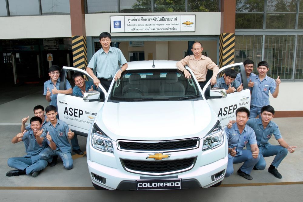 Chevrolet ขยายโครงการศูนย์การศึกษาเทคโนโลยียานยนต์ สู่สถาบันอาชีวศึกษา 10 แห่งในประเทศไทย