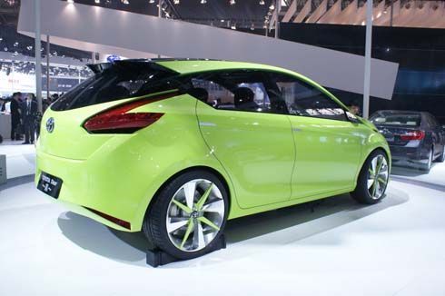 เผยโฉม Toyota Dear Qin Concept รถต้นแบบ Eco Car ทั่วโลก ที่มอเตอร์โชว์ปักกิ่ง