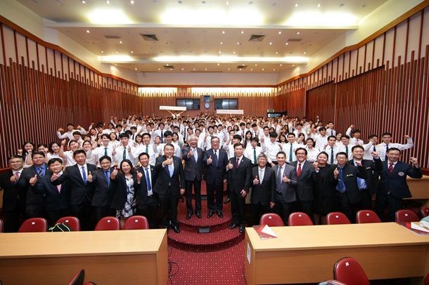 เดลต้า อีเลคโทรนิคส์ (ประเทศไทย) เปิดเวทีเสวนา “ขับเคลื่อนอนาคตอุตสาหกรรมไทยด้วยระบบอุตสาหกรรมอัตโนมัติ”