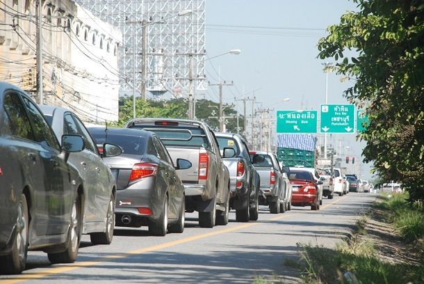 ทางหลวงแนะนำทางเลี่ยงรถติด ขึ้นเหนือล่องใต้ช่วงปีใหม่