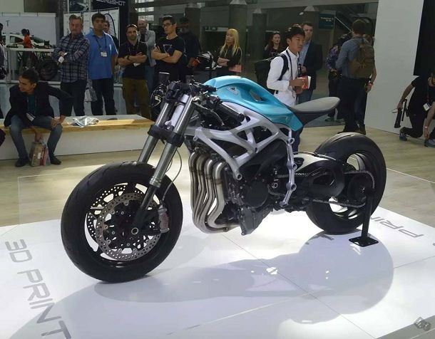 โชว์เหนือมอเตอร์ไซต์ปริ้นท์ 3D วางเครื่องยนต์ Kawasaki H2