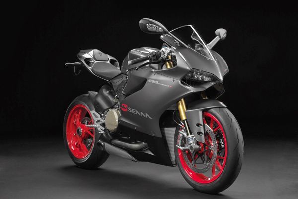 Ducati ผลิต 1199 Panigale S Senna อุทิศให้นักแข่งในตำนานไอร์ตัน เซนน่า