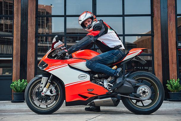 เปิดใจหนุ่มออสเตรีย ใช้งานจริง Ducati 1199 Superleggera เกิน 1 แสนกม.