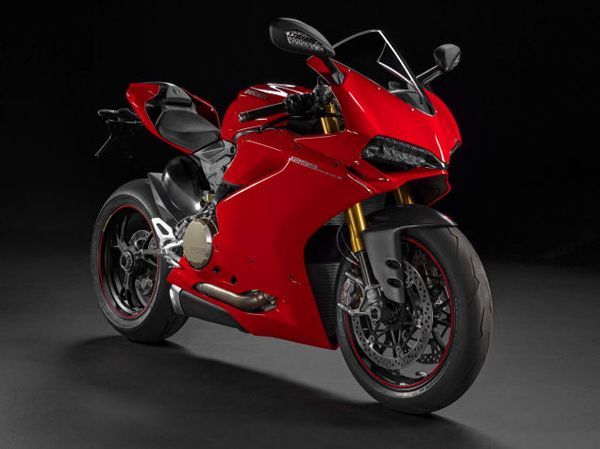 เผยโฉม Ducati 1299 Panigale ขยายพลังแรงขึ้น