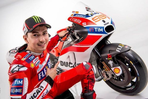 CEO Ducati ฟันธงซูเปอร์ไบค์เครื่องยนต์ V4 มาแน่นอน!!