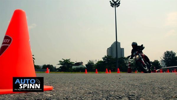 สัมผัสประสบการณ์การขับขี่ Ducati ในงาน Ducati Riding Experience 2013 ได้แล้วที่นี่ในรูปแบบ VDO