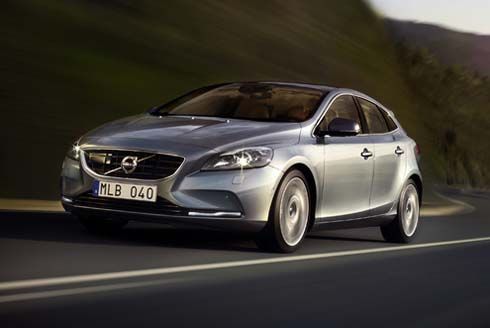 Euro NCAP เผย Volvo V40 รุ่นปี 2013 มีความปลอดภัยสูงที่สุดนับตั้งแต่ทดสอบมา