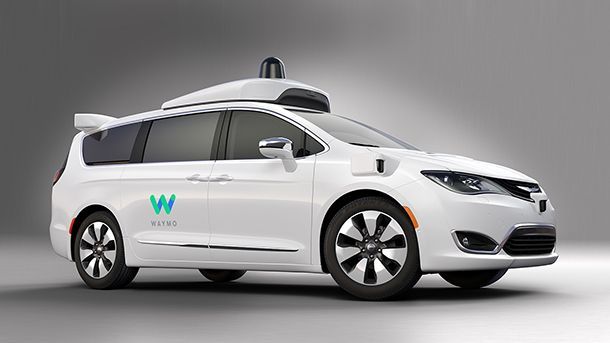 FCA จับมือ Google เผยโฉม Chrysler Pacifica ขับขี่อัตโนมัติ