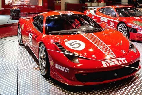 Ferrari 458 Challenge เปิดตัวครั้งแรกในโลกที่ Bologna Motor Show ประเทศอิตาลี