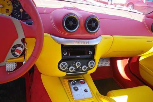 รถของแมคโดนัลด์? Ferrari 559 GTB Fiarano มาพร้อมห้องโดยสารสีแดง-เหลือง