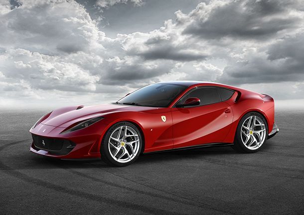 ตัวแรงแซงโค้ง Ferrari 812 Superfast ขุมพลังวี12