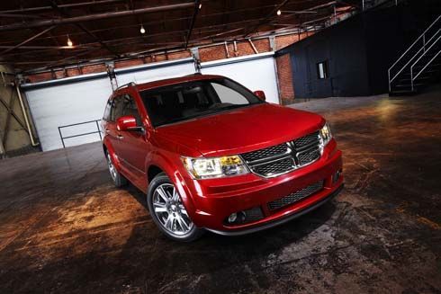 Fiat Freemont การรีแบรนด์จาก Dodge Journey สำหรับตลาดยุโรป เริ่มขายกลางปี 2011