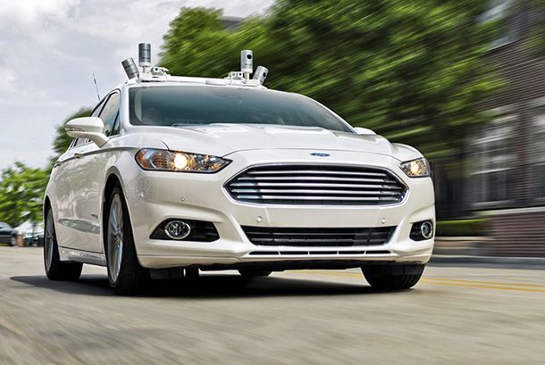ซีอีโอ Ford ชี้สื่อโหมกระแสรถขับขี่อัตโนมัติจนเกินจริง