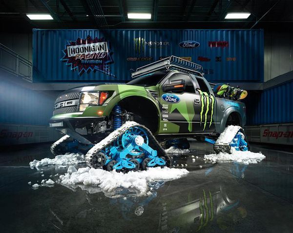 ของเล่น Ken Block รถกระบะตะลุยหิมะ Ford F-150 RaptorTRAX
