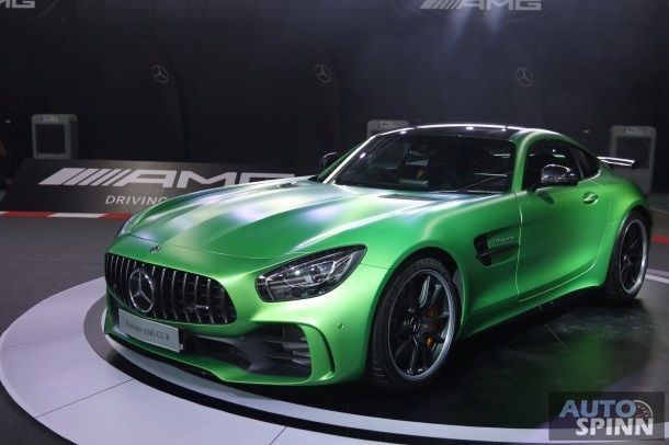 พาชมรอบคันเน้นๆ Mercedes-AMG GT R อสูรกายพันธุ์โหด 585 แรงม้า กับค่าตัว 17.4 ล้านบาท