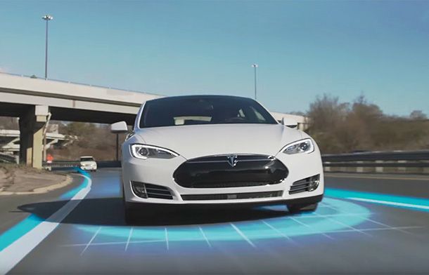 รัฐบาลเยอรมันชี้ระบบ Autopilot ของ Tesla “เป็นอันตราย”