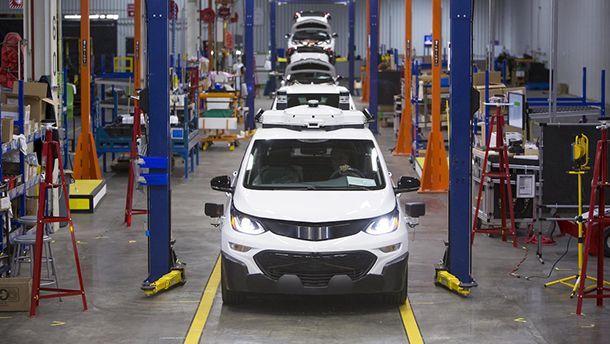 GM ผลิต Chevrolet Bolt ขับขี่อัตโนมัติกว่าร้อยคันเพื่อทดสอบจริง