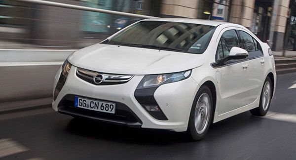 GM ถอดใจ เตรียมยุติการทำตลาดรถไฟฟ้า Opel Ampera