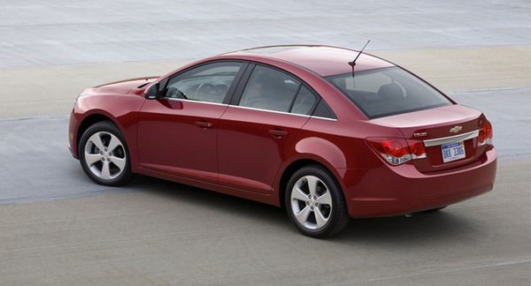 GM เรียกคืน Chevrolet Cruze เฉียด 300,000 คันจากปัญหาระบบเบรก