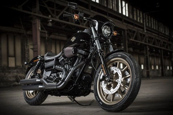Harley-Davidson เปิดตัว CVO Pro Street และ Low Rider S รุ่นใหม่ในสไตล์ดำดุ