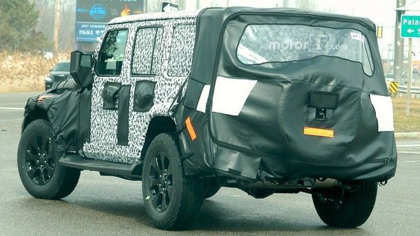 แอบถ่าย !! Jeep Wrangler โฉมใหม่ ระหว่างวิ่่งทดสอบด้วยการพรางตัวทั้งคัน