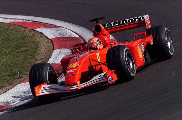 รถแข่งสูตรหนึ่ง Ferrari F2001 ของมิชาเอล ชูมัคเกอร์ ประมูลเกือบ 250 ล้านบาท