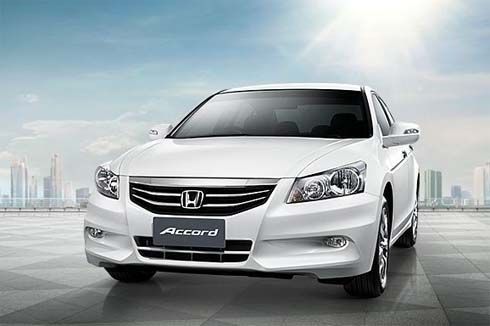 Honda Accord โฉมใหม่ไมเนอร์เชนจ์ปี 2011 กับ 3 ขนาดเครื่องยนต์ ราคาเริ่มต้น 1.265 ล้านบาท