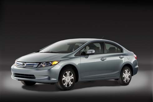 เผยโฉม Honda Civic รุ่นปี 2012 ซีดานต้นแบบล้อหมุนที่ดูไบ หน้าตาไม่เซอร์ไพรซ์ฝรั่ง?!