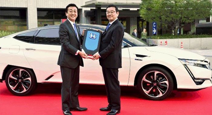 Honda ส่งมอบ Clarity Fuel Cell รถไฮโดรเจนคันแรกในแดนปลาดิบ