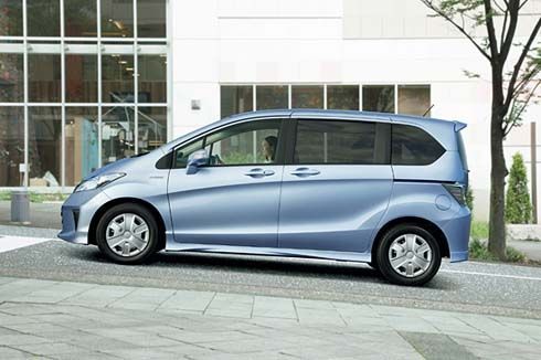ใหม่ 2012 All-New Honda Freed Hybrid และ Freed Spike Hybrid เริ่มขายแล้วที่ญี่ปุ่น