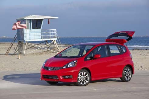 เผยโฉม Honda Jazz/Fit รุ่นปี 2012 ปรับเล็กพอเป็นพิธี Fit Sport แต่งหน้ามากขึ้น