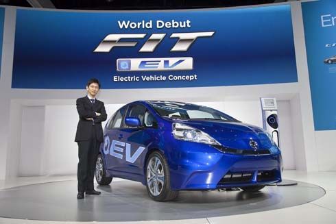Honda พร้อมเปิดตัว Fit/Jazz EV และ CR-V รุ่น production ที่ 2011 LA Auto Show