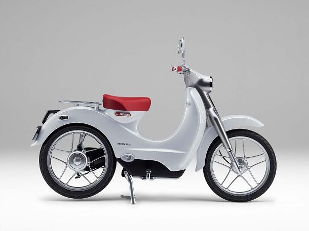 Honda เตรียมส่งสกู๊ตเตอร์ไฟฟ้าลุยตลาดในปี 2018 ตามสัญญา