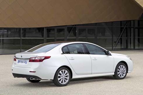 Renault จับมือ Mercedes พัฒนาแบรนด์รถหรู 'Initial Paris' เจาะตลาดจีนและอินเดีย