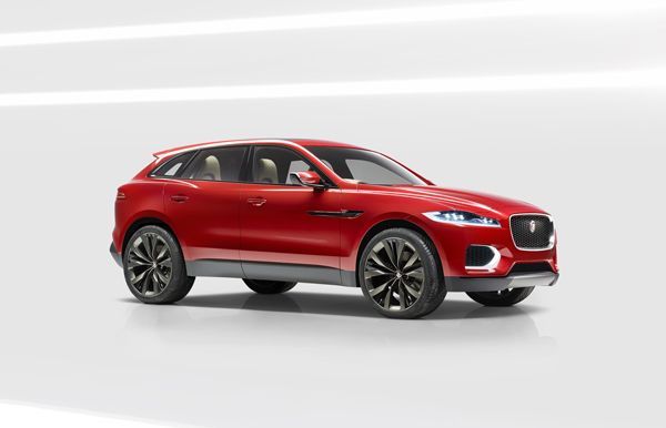 สวยทุกสี! Jaguar C-X17 รถต้นแบบตัวถังสีแดงเพลิง