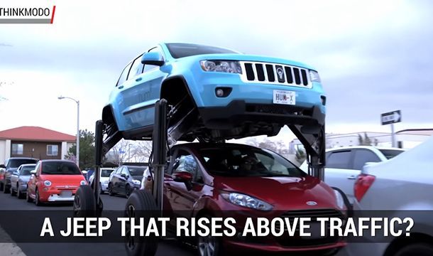 รถติดนักใช่ไหม? ชม Jeep Grand Cherokee ยกสูงข้ามผ่านฉลุย