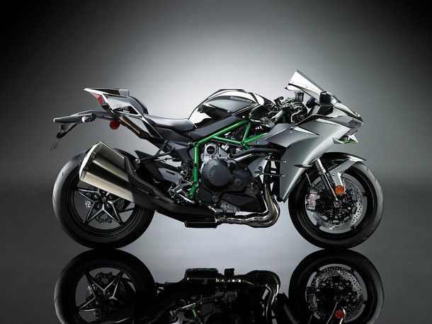 Kawasaki Ninja H2 เวอร์ชั่นถนนมาแล้วจาก 300 ม้า ตอนเหลือ 207 แรงม้า