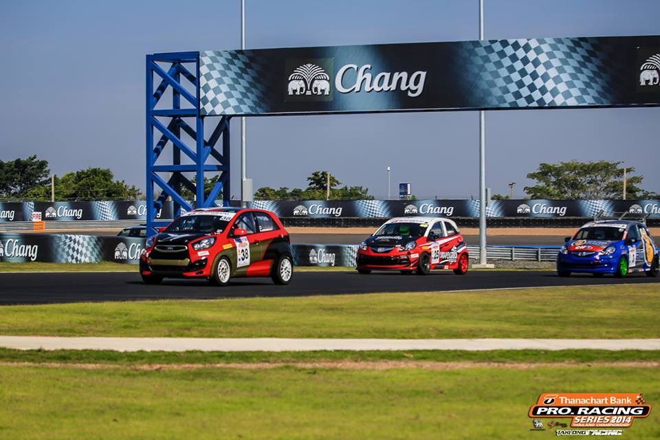 KIA Picanto Racing คว้าชัยรุ่น Eco Cup ในรายการ Pro Racing Series Race แรก ที่สนามช้างฯ