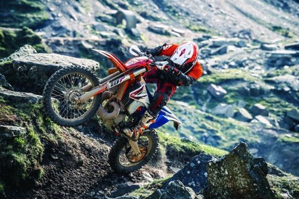 สองจังหวะยังไม่ตาย KTM เปิดตัวระบบหัวฉีดสำหรับเครื่องยนต์สองจังหวะ