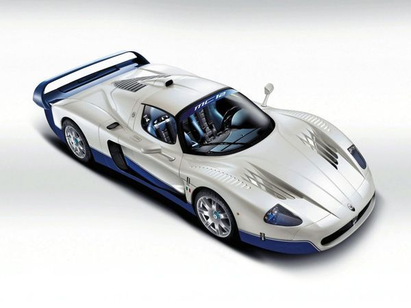 ซูเปอร์คาร์ Maserati ฝาแฝด LaFerrari จะเปิดตัวในปี 2015