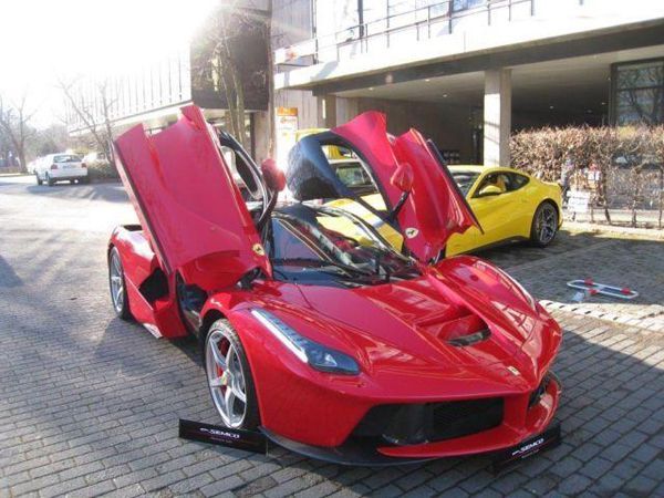 LaFerrari คันแรกหลุดตลาดมือสอง แต่ขายแพงกว่ามือหนึ่งเกือบเท่าตัว